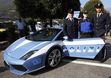 Exkluzivní policejní auta